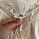 Free People  pleated trousers in white Photo 2
