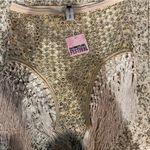 East & West Hot pant Photo 1