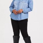 Torrid  Medium Wash Denim Fox Button Front Classic Fit Taylor Shirt - size 1 Photo 9