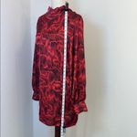 Open Edit  beautiful red open back satin long sleeve dress‎  Size Large Photo 5
