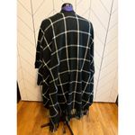Urban Outfitters Womens One Size Black White Plaid Fringe Kimono Poncho Academia Photo 1