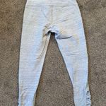 Gap Women’s Gray Active Leggings Photo 1