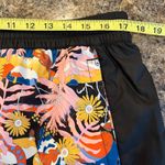 The North Face Women Large Hydrenaline 2000 Floral Athletic Shorts Black Pink RUN Photo 11