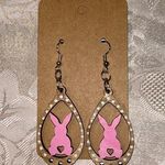 Handmade NWT Pink Bunny Easter Holiday Painted Wooden Earrings Photo 0