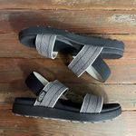 Keen  Elle Backstrap Sandals in Black Star Comfort Platform - Sz 10.5 🧡🎀 Photo 4