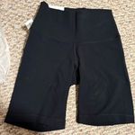 Aritzia NWT TNA Hold It Hi-Rise Atmosphere 7” Biker Short Black- Size XS Photo 0