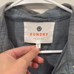 Sundry  Casual Button Down Shirt Short Sleeve Size 2 (Medium) EUC Photo 5
