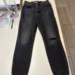 Good American crop distress jeans size 6/28.
Style #GWC844T Photo 3
