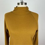 Everlane The Organic Turtleneck Waffle Tee Photo 3