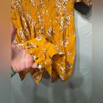 Flynn Skye 🍒SIZE MEDIUM 🍒JUSTINE ROMPER YELLOW MAIZE COLORED WHITE FLORAL PRINT Photo 2