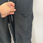 The North Face The North Face Capri Cargo Pants Black Mid Rise Hook & Loop Womens Sz 8 Outdoor Photo 1