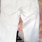 American Eagle Outfitters Photo 1