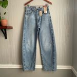 Levi's Levi’s Cinch Barrel Jeans Size 28 Photo 3