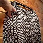 Laundry by Shelli Segal Black and Tan Cropped Pants Photo 2