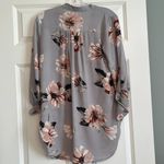 Super Cute Floral Flowy Top Photo 5