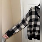 a.n.a A New Approach Oversized . V-Neck Black White Plaid Sweater XL Photo 4