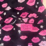 Betsey Johnson Scrub Top ft Pink Lip Print XS Photo 3