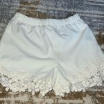 Monteau White Shorts Photo 0