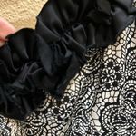 Maggy London Party Knee Length Black & White Satiny Sheath Dress Size 8 Photo 3