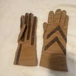 Isotoner  Vintage Gloves Womens One Size Fits All Beige Gray Driving Photo 4