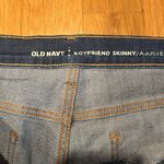 Old Navy  women’s distressed boyfriend skinny size 16. Photo 1