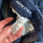 American Eagle Distressed jean shorts. . Photo 2