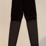 Alo Yoga NWOT  Legging Photo 1