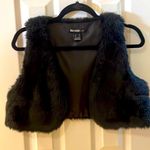 Kensie Black Vest Photo 0