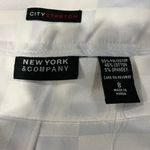 New York & Company City
Stretch Pants White Retro Square
Pattern size 8
$30 Photo 5