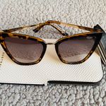 Quay Australia REINA sunglasses Photo 0