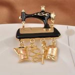 Vintage Style Sewing Machine Pin Badge Decorative Accessories Faux Fashion Jewel Gold Photo 6