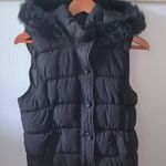 Arizona Puffer Vest Black Fur Hood Photo 0