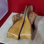 No Boundaries  Wedges Floral Wedges - Size 8.5 Photo 4