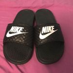 Nike black  slides Photo 0