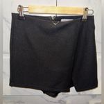 Lavish  Tuscaloosa black skort - skirt, shorts size small Photo 1