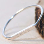 Boutique NEW Women's Dainty White Gold-Plated S925 LOVE Bar Ring Size 5‎ Photo 0