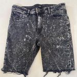 ASOS Black Acid Wash Raw Hem Denim Jean Shorts Bermuda EUC Sz 32 Cotton Retro Photo 0