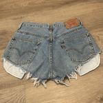 Levi's Levi’s Relaxed Fit 550 Cutoff Shorts. Waist 33. Photo 1