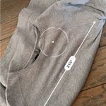 Vuori  Heather Gray Sweatshirt Size Medium with flaws* Photo 4