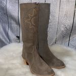 New Bohemian Tan Leather Suede 2” Heel Slip On Women’s Boots size 7 Tan Photo 5
