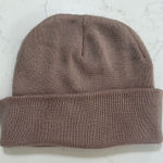 BRONER Classic dusty rose Knit Beanie. One size. Photo 0