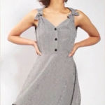 Topshop  Black White Gingham Seersucker Sleeveless Skater Dress Size 8 Rockabilly Photo 0