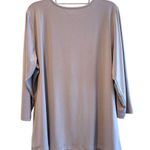 Susan Graver Susan Graver Scoop Neck 3/4 Sleeve Pullover Blouse Flowy Grey Beige Large Photo 2