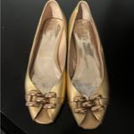 Leather Elegant Gold Women's Shoes Size 7 Photo 1
