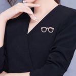 Sparkling Rhinestone Glasses Brooch Pin for Women's Clothing Decoration Gold Photo 1