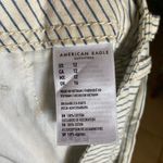 American Eagle Womens Shorts Size 12 Cream Blue Pinstripe Hi-Rise High Rise Belt Photo 6