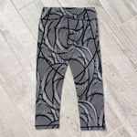 Zella Abstract Print Cropped Yoga Capris Leggings Size Small Photo 1