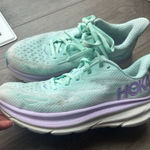 Hoka  Clifton 9 Athletic Shoes Womens Size US 6.5  Ocean Lilac Photo 0
