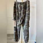 POL Camo “Nomad Luxe Joggers” size Medium Photo 12