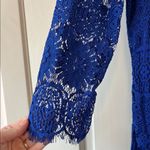Jessica Howard Cobalt Blue All Over Floral Lace Long Sleeve Mini Dress - Size 6 Photo 4